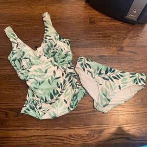 Women’s swimsuit size 10
